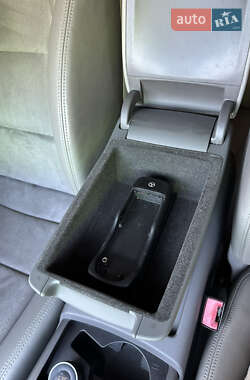 Седан Audi A6 2004 в 