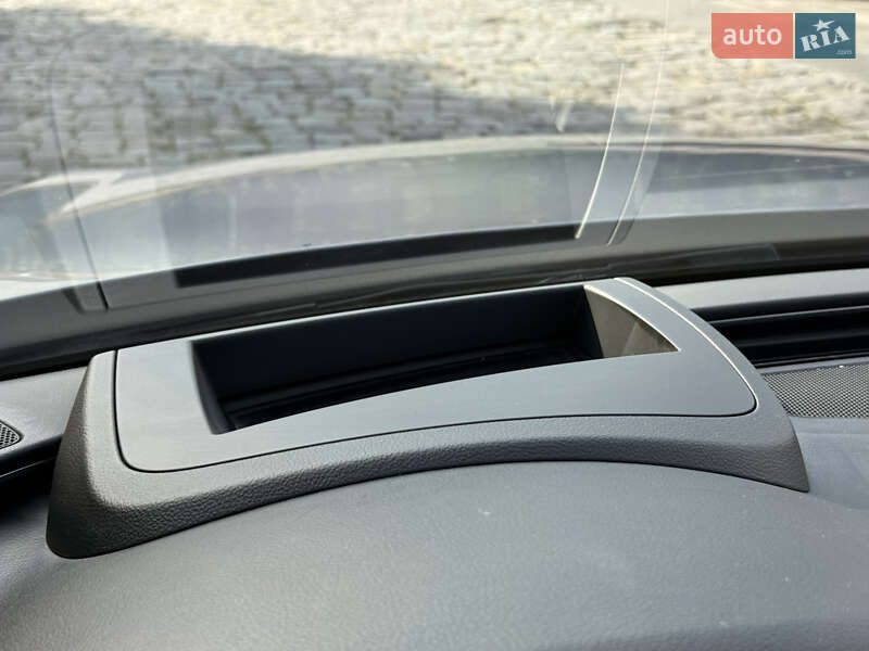 Седан Audi A6 2016 в Киеве