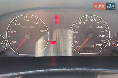 Седан Audi A6 1996 в 