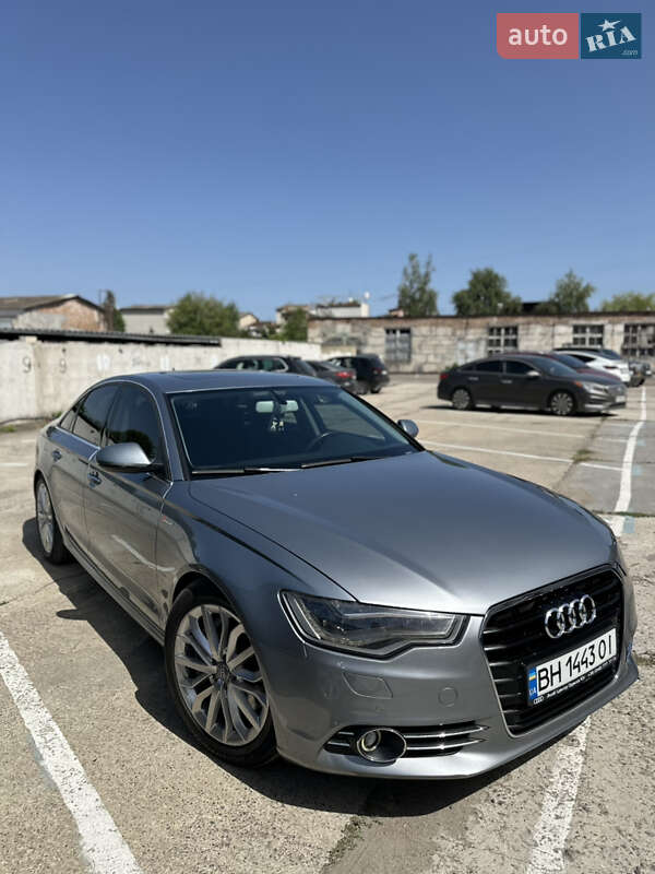 Седан Audi A6 2011 в Одессе