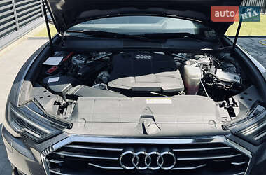 Седан Audi A6 2019 в 