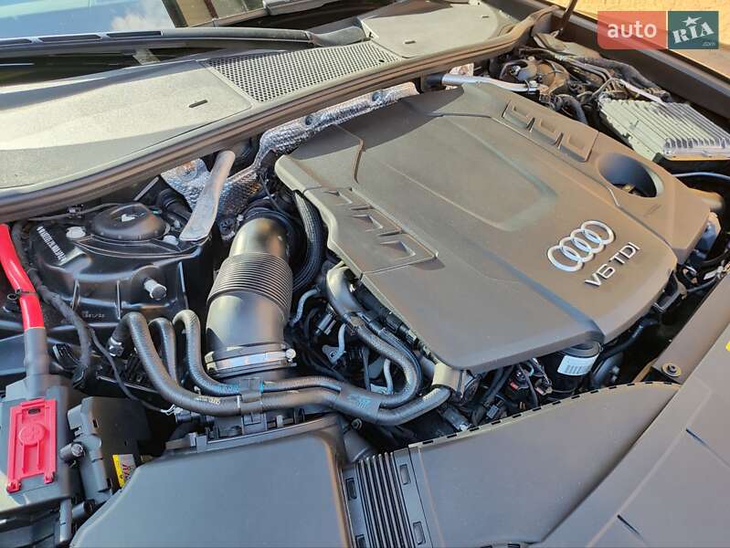 Универсал Audi A6 2020 в Ровно