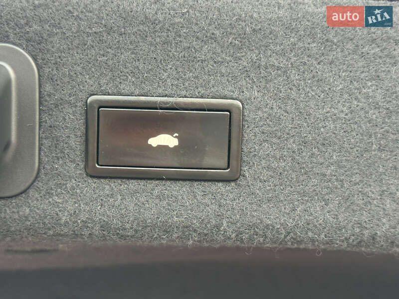 Седан Audi A6 2013 в Киеве