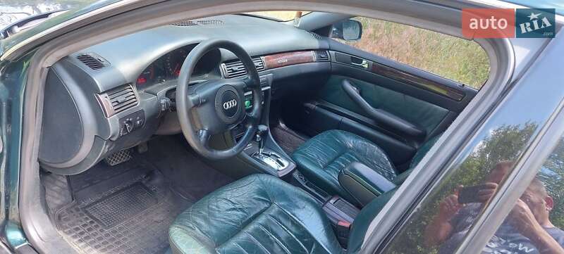 Седан Audi A6 1999 в Чугуєві