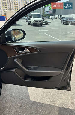 Седан Audi A6 2013 в 