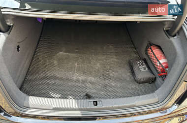 Седан Audi A6 2013 в 