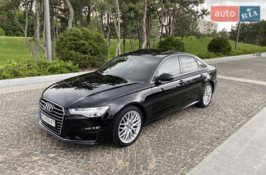 Седан Audi A6 2015 в 