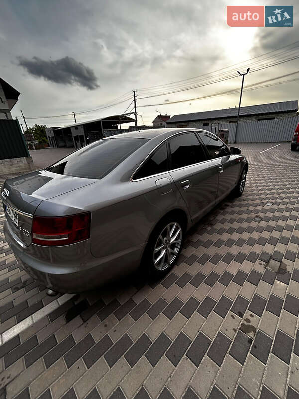 Седан Audi A6 2004 в Ічні