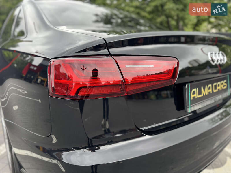 Седан Audi A6 2015 в Киеве