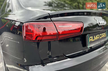 Седан Audi A6 2015 в 