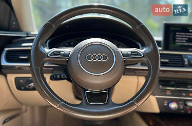 Седан Audi A6 2015 в 