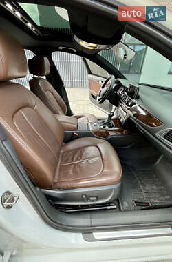 Седан Audi A6 2013 в 