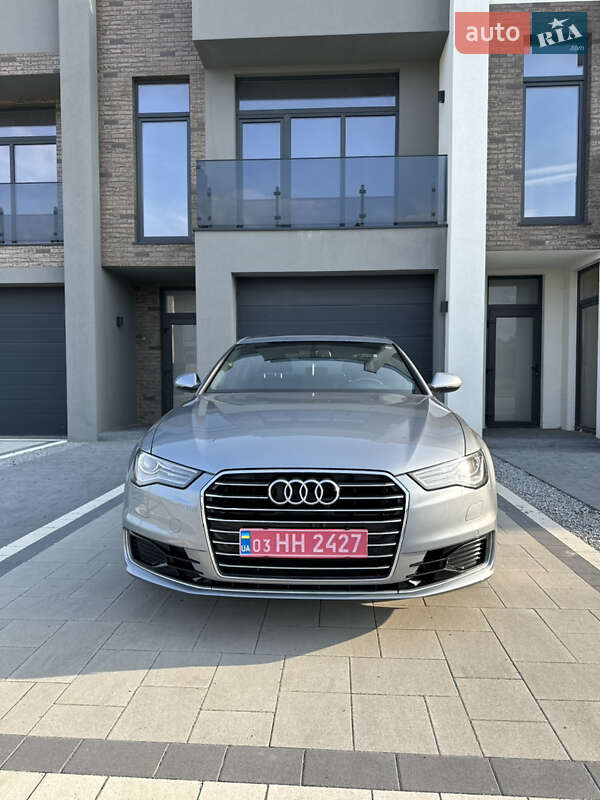 Седан Audi A6 2016 в 