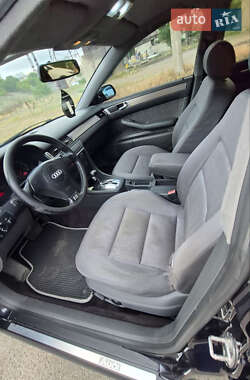 Универсал Audi A6 2001 в 