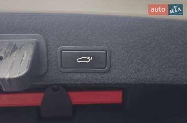 Седан Audi A6 2013 в 