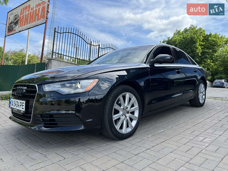 Седан Audi A6 2014 в Киеве