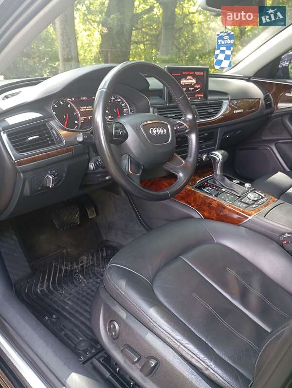 Седан Audi A6 2012 в Сарнах