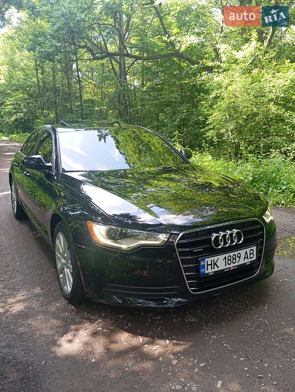 Седан Audi A6 2012 в Сарнах
