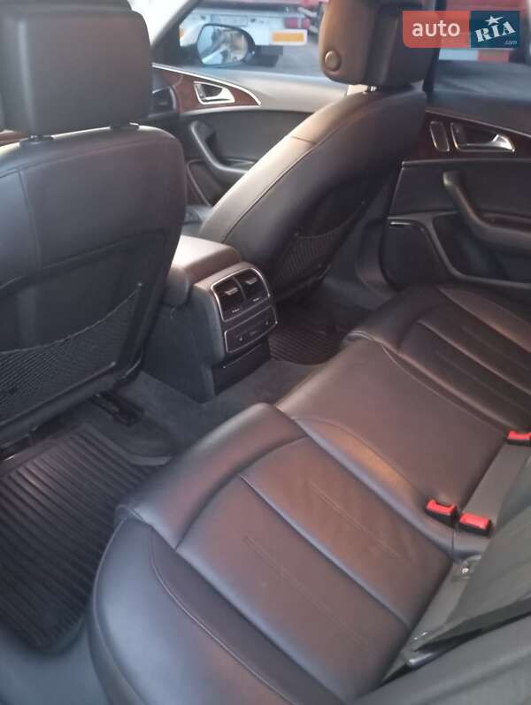 Седан Audi A6 2012 в Сарнах