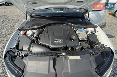 Седан Audi A6 2015 в 