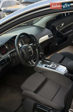 Седан Audi A6 2010 в 