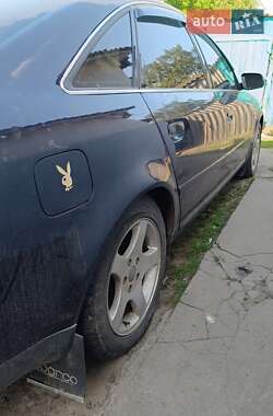 Седан Audi A6 2001 в 