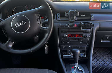 Универсал Audi A6 2004 в 