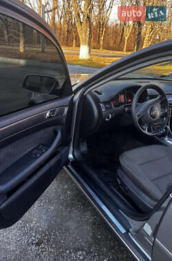 Универсал Audi A6 2004 в 