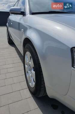 Универсал Audi A6 2003 в 
