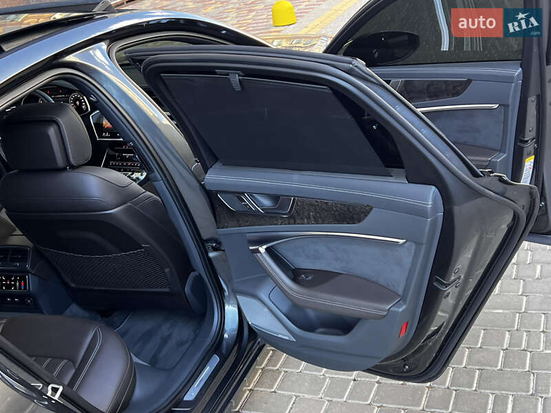 Седан Audi A6 2019 в Одессе