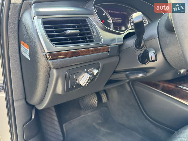 Седан Audi A6 2013 в Одессе