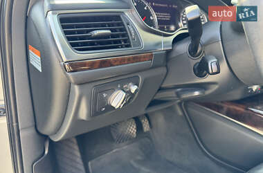 Седан Audi A6 2013 в 