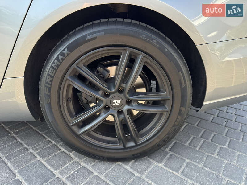 Седан Audi A6 2013 в Одессе