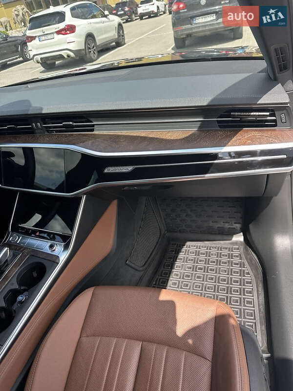 Седан Audi A6 2020 в Львові