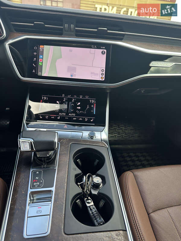 Седан Audi A6 2020 в Львові