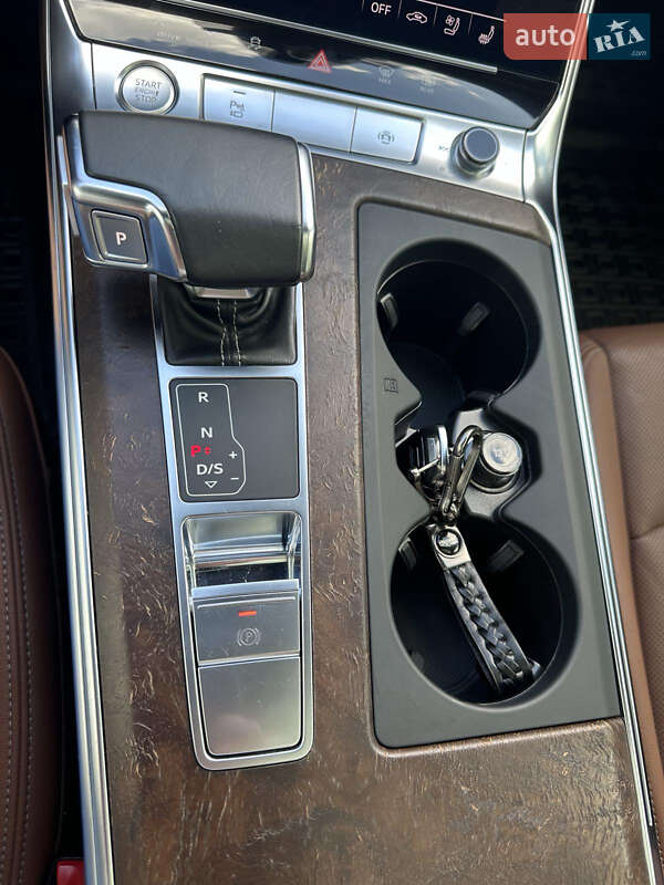 Седан Audi A6 2020 в Львові