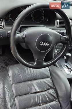 Универсал Audi A6 2004 в 