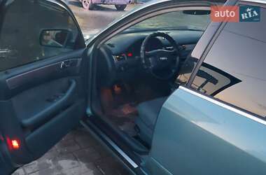 Седан Audi A6 1999 в 