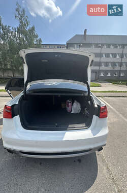 Седан Audi A6 2013 в 