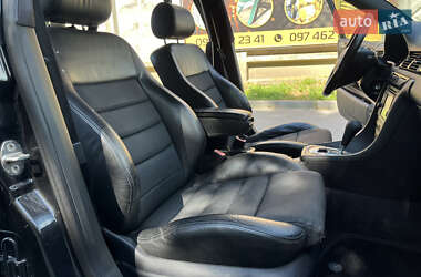 Седан Audi A6 2002 в 