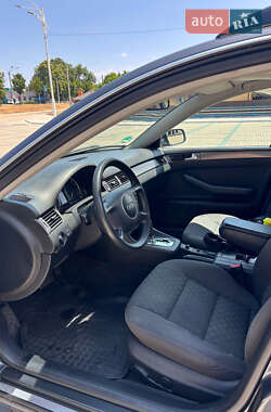 Універсал Audi A6 2004 в 