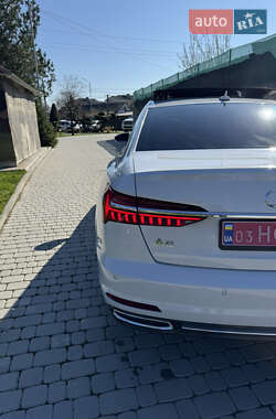 Седан Audi A6 2019 в 