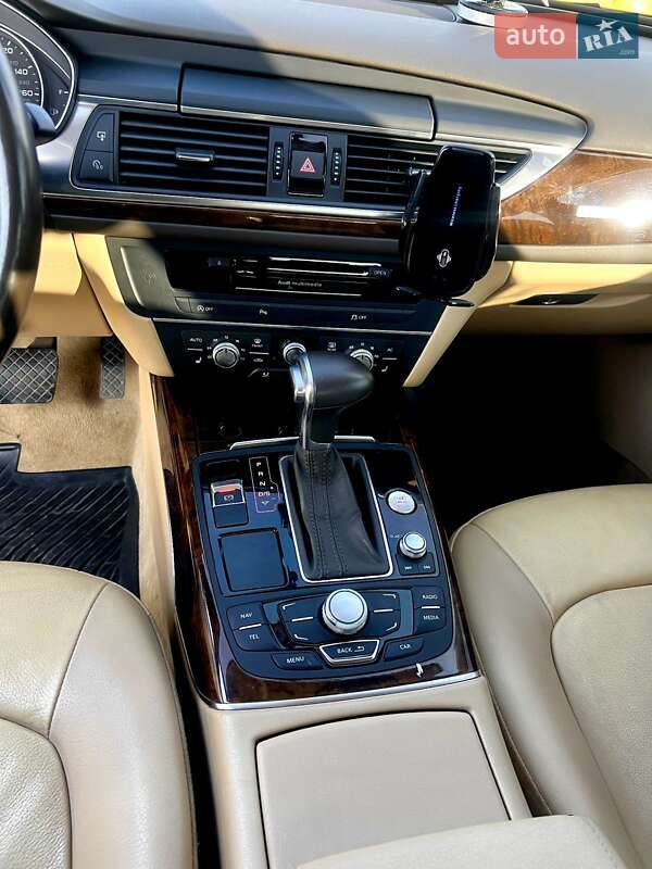 Седан Audi A6 2013 в Бориславе