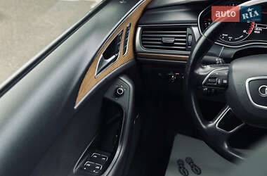 Седан Audi A6 2015 в 
