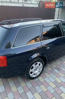 Универсал Audi A6 2004 в 