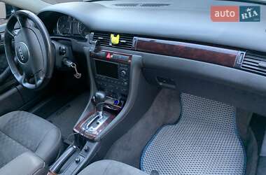 Универсал Audi A6 2004 в 