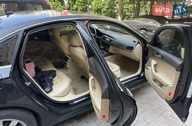 Седан Audi A6 2012 в 