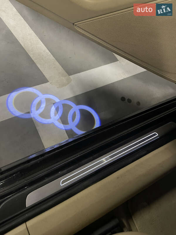 Седан Audi A6 2012 в Киеве