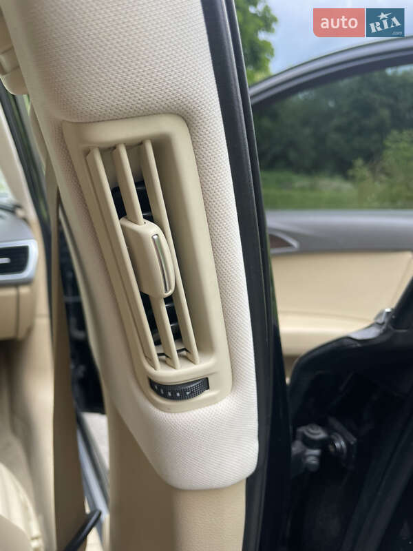 Седан Audi A6 2012 в Киеве