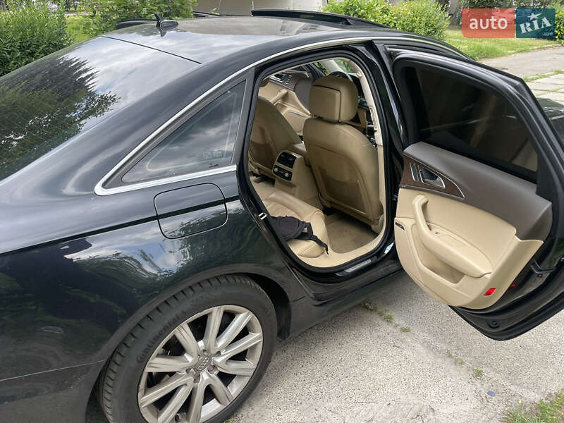 Седан Audi A6 2012 в Киеве